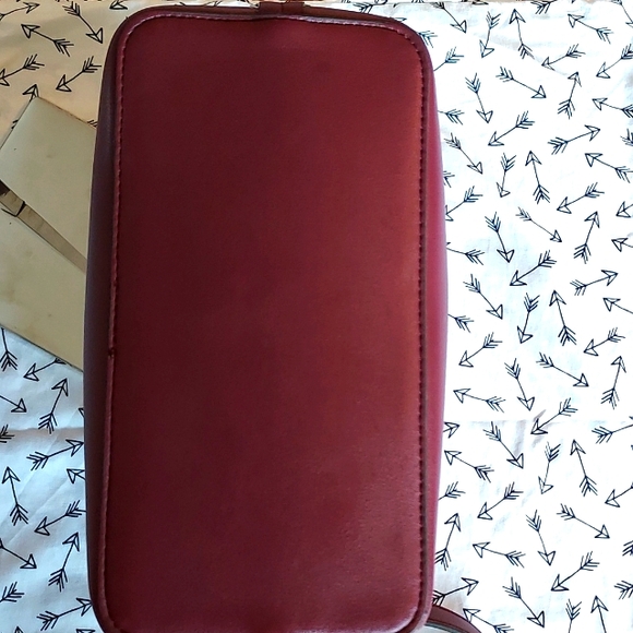 Nanette lepore burgundy purse - Picture 4 of 6